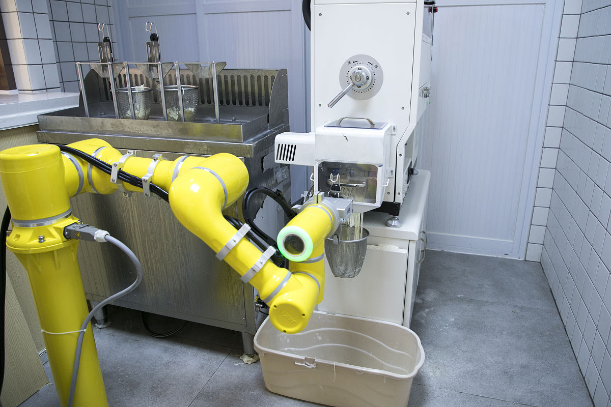 Fanuc 210R 机器人地脚固定螺栓拧紧力矩 - 规格书指南