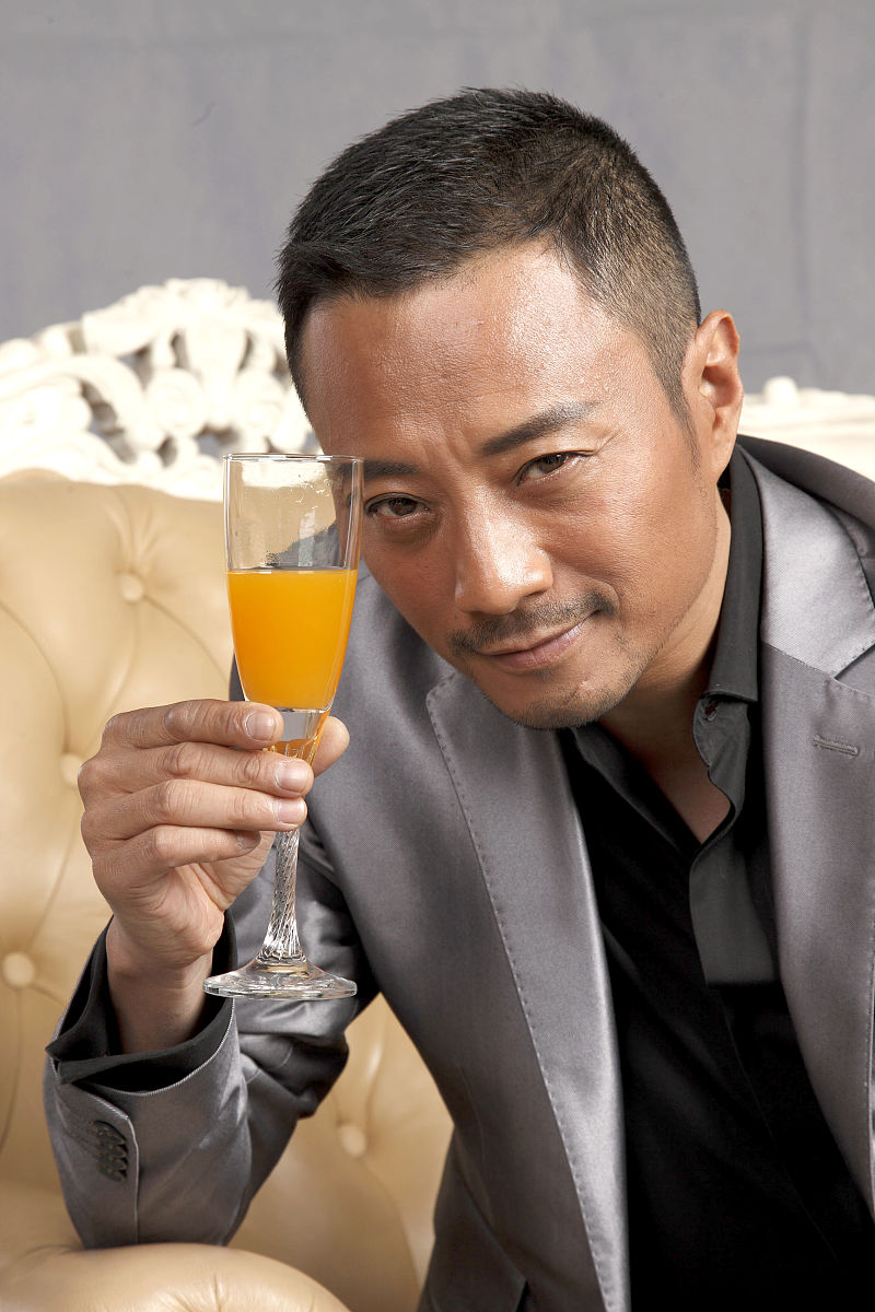 2010年3月8日讯,张涵予代言广告.张涵予+++_+++代言,广告