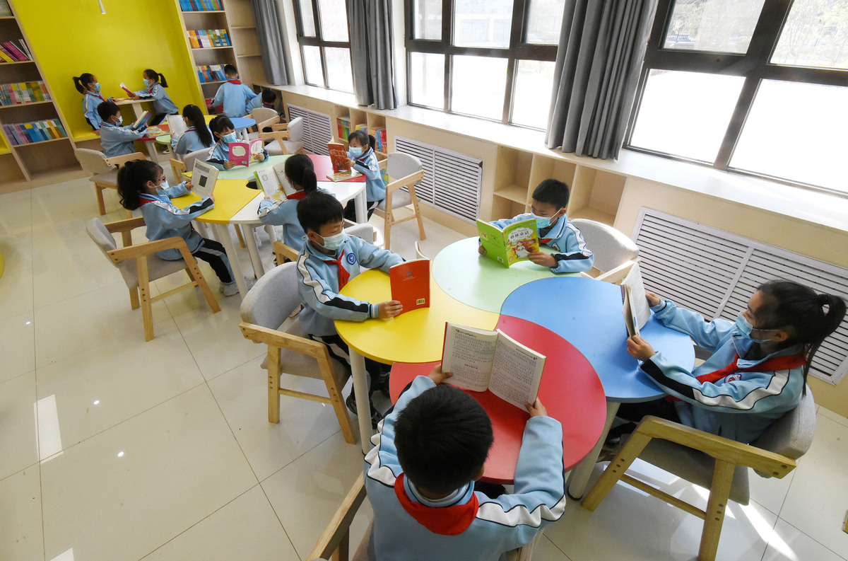 2022年4月2日,河北省邯郸市,丛台区曙光第三小学的在