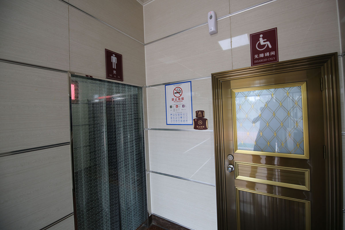 殡仪馆防火门：安全保障不可或缺