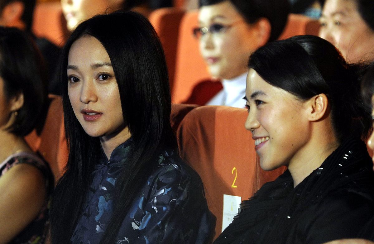写一篇职场文化的价值观：如何将价值观融入到公司文化中？