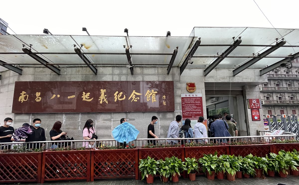 南昌旅游景点介绍和美食。