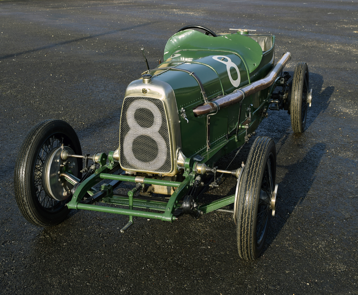 四轮独立驱动差速转向全地形车辆