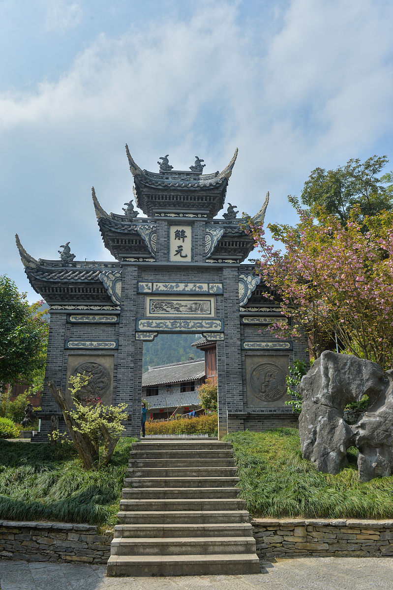 贵州旅游学校：校园环境、导游专业及更多优势