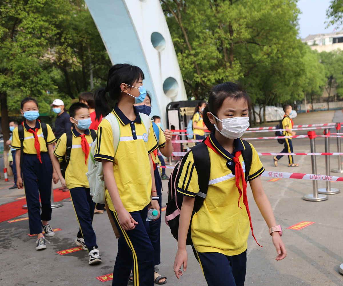2020年5月11日,江西省宜春市第八小学学生有序返校.
