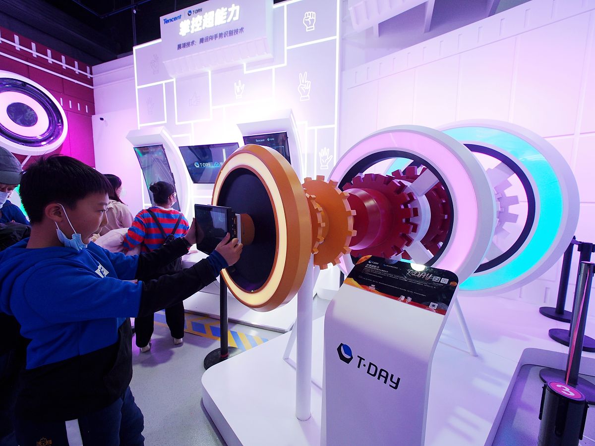 北京电子科技职业学院五年制大专药剂专业怎么样？课程、师资、实践全面解析