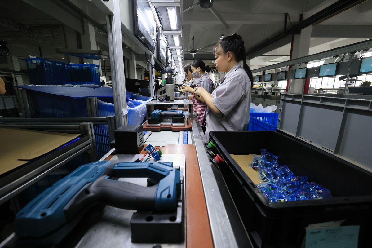 十堰坤钰渝明汽车零部件有限公司生产实习日记 - 探寻汽车零部件的奥秘