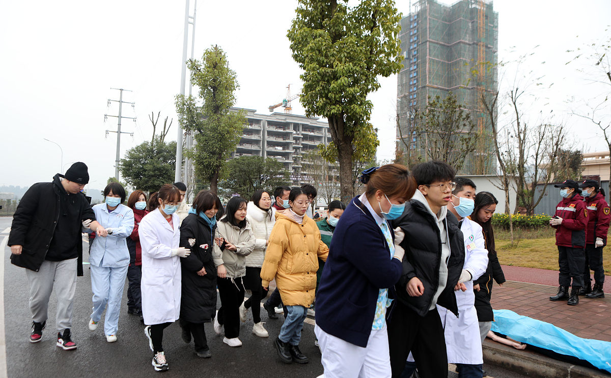 桂林卫生学校2023年招生简章 - 培养优秀的医学人才