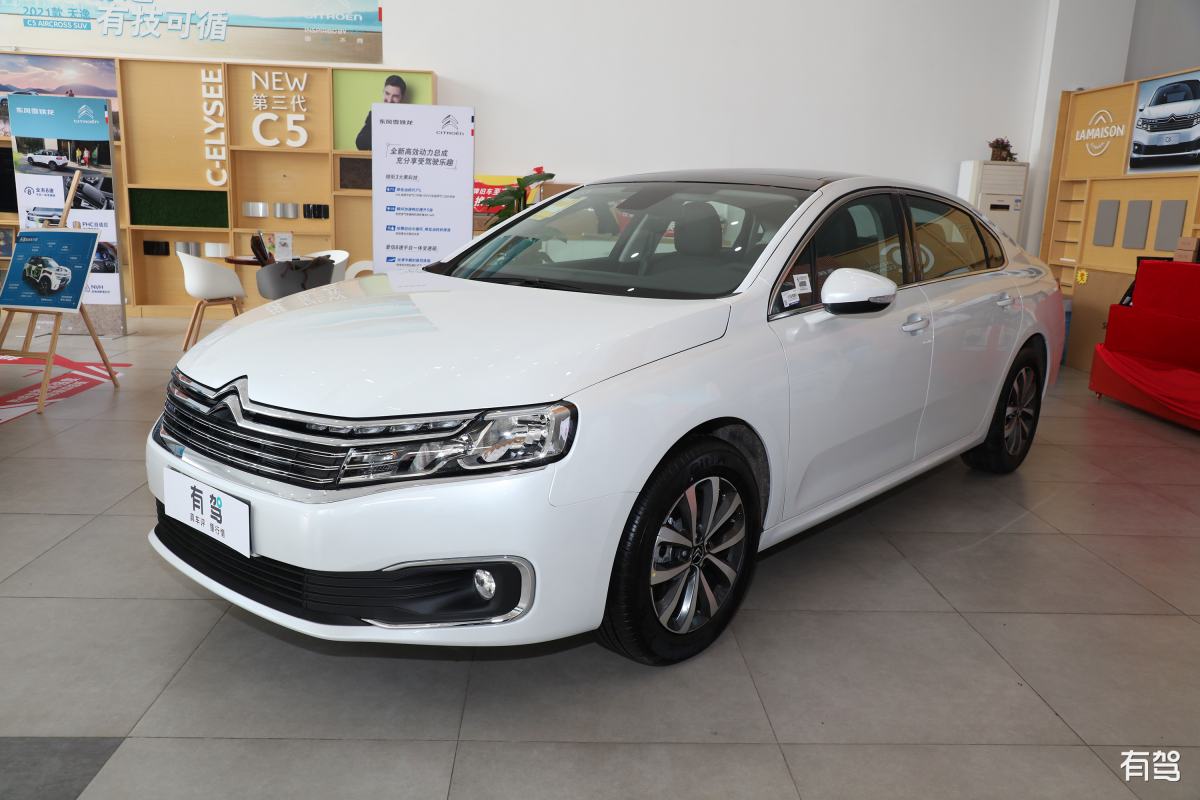 雪铁龙C6 评测：优雅外观、舒适驾乘，值得考虑吗？