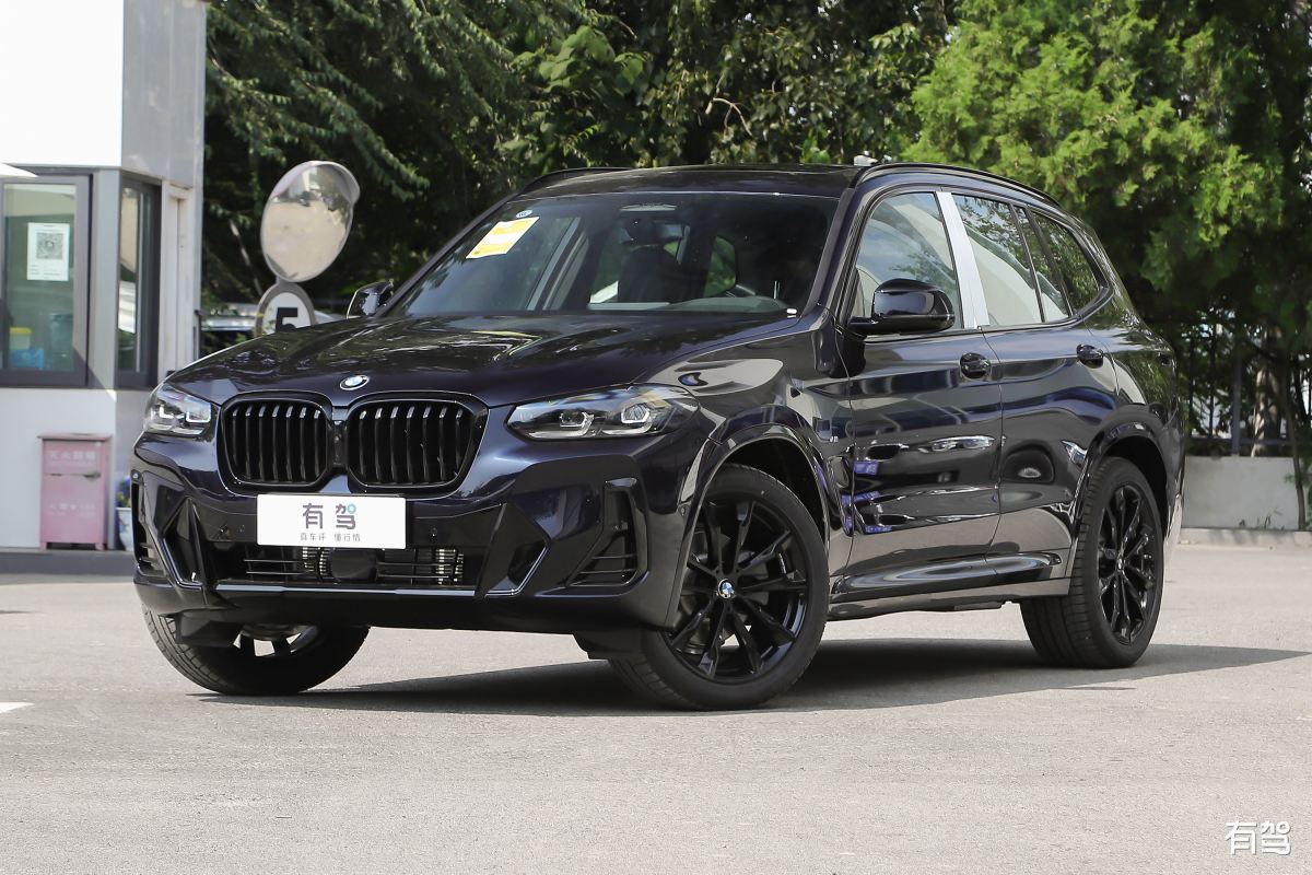 2023款宝马X3争议性大？深入探讨优劣势，看看它是否值得购买！