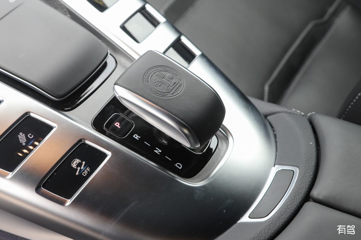 奔驰R级哪里可以升级车道保持 100字