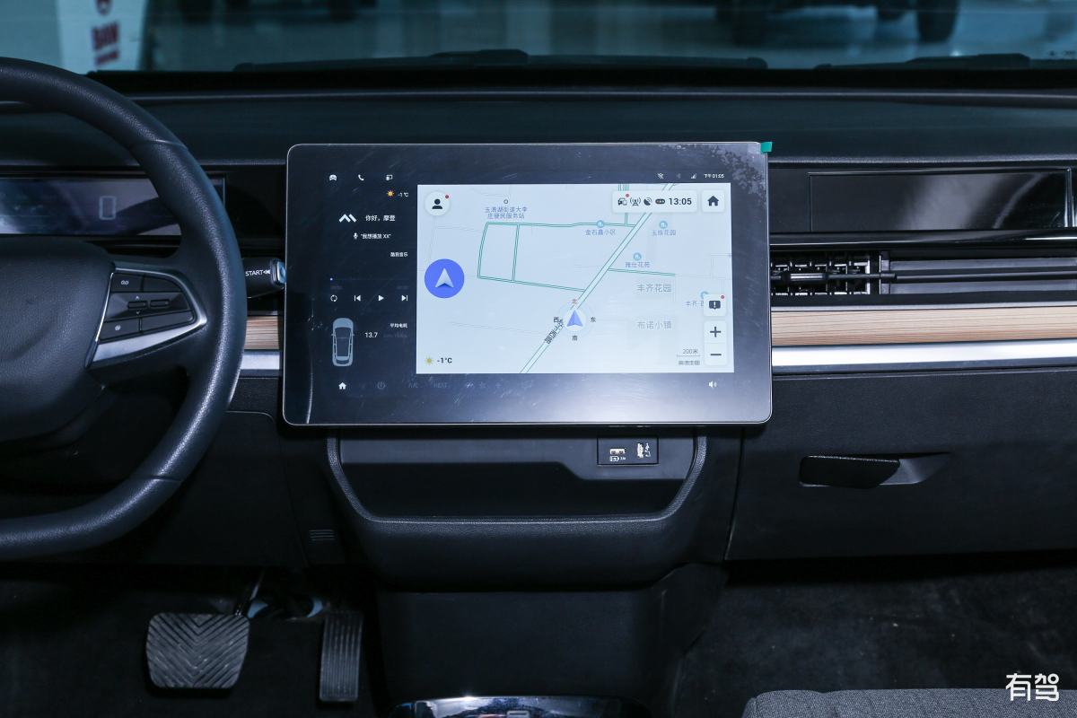 埃安Y/S炫580中控屏死机怎么办？教你快速找到RST复位键！