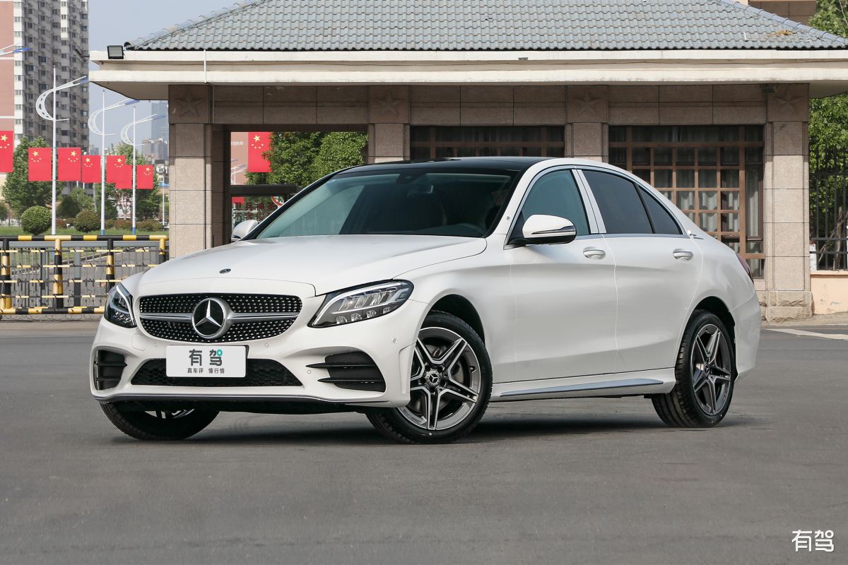 奔驰,奔驰c级,2021款 c 260 l 运动版 4matic