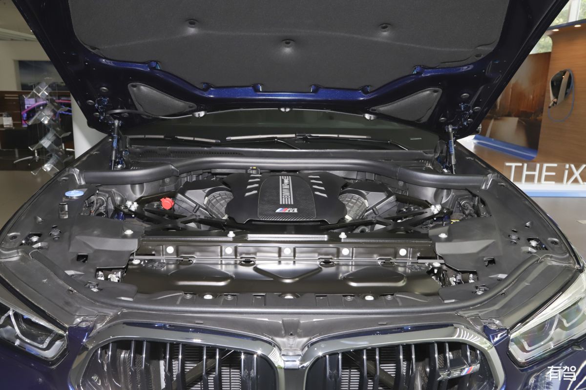 宝马X5 M 2020款底盘代号：G05 - 深入了解宝马性能SUV