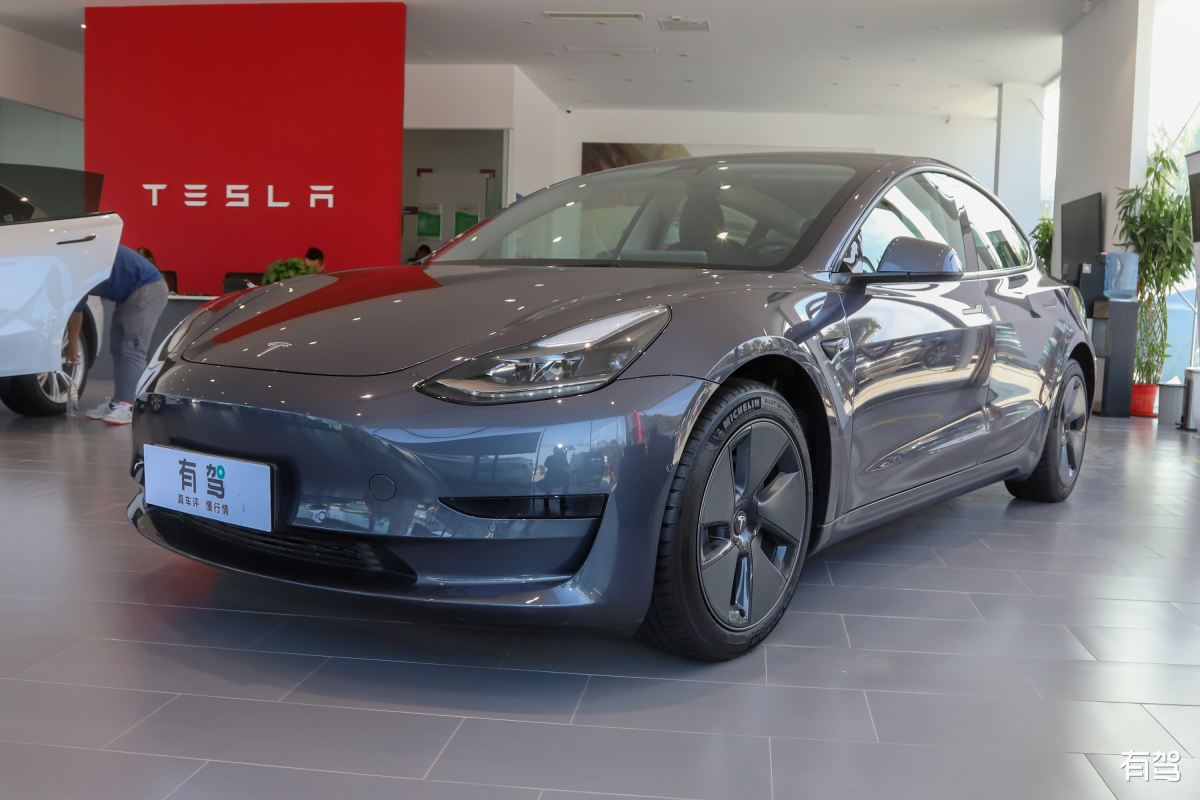 进口特斯拉四驱名称是什么回答加拓展。