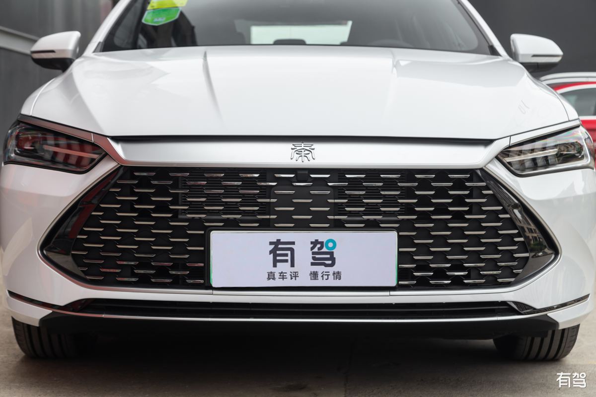 比亚迪秦plus DM-i低配版适合买吗？