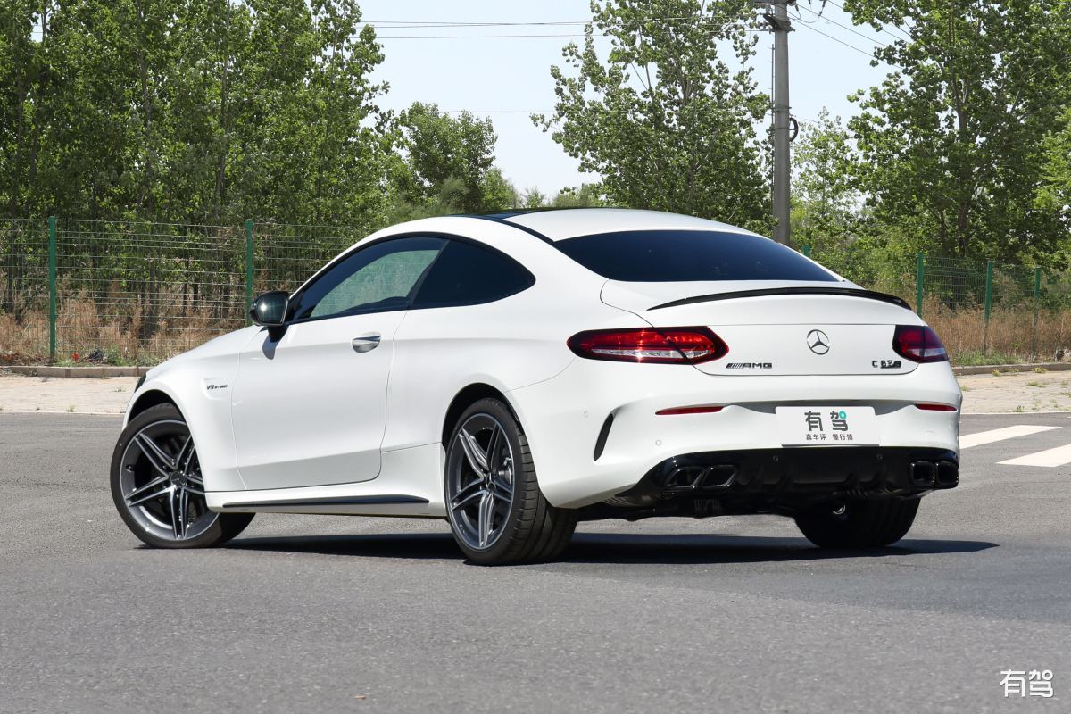 奔驰,奔驰c级amg,2019款 amg c 63 s 轿跑车