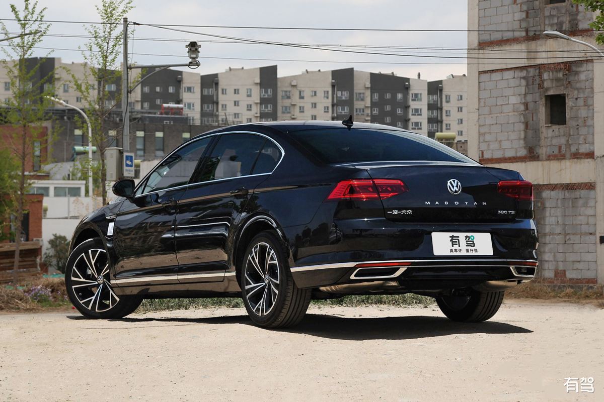 迈腾和帕萨特怎么选