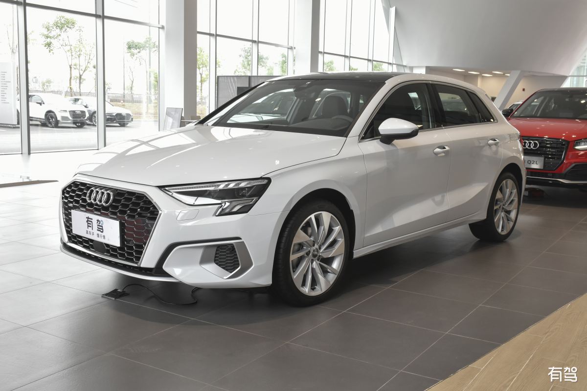 2023款奥迪a3两厢时尚运动型导航怎么连接