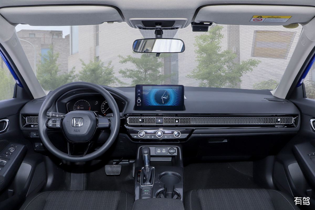 丰田卡罗拉的市场销售情况和竞争对手怎样？