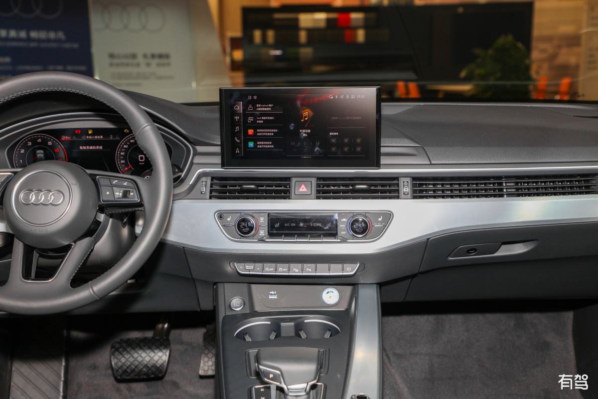 奥迪A4L如何升级车机