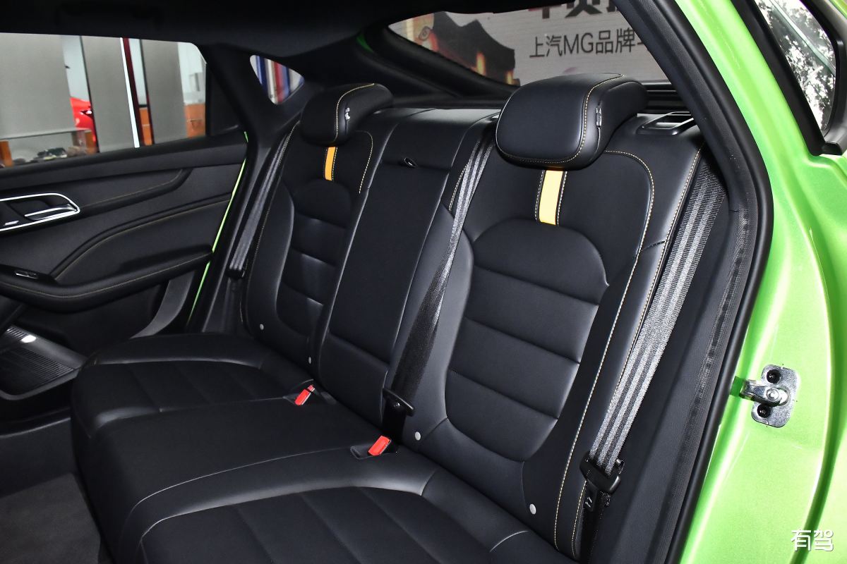 常熟滨江职业技术学校2023年专业：工程、医学、商务、艺术等