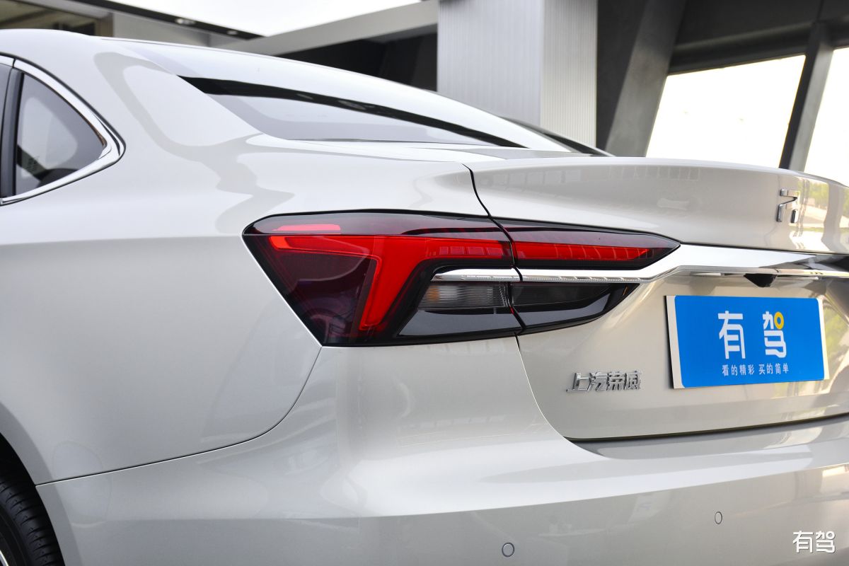 r汽车,r汽车 er6,2020款 620km 智享版