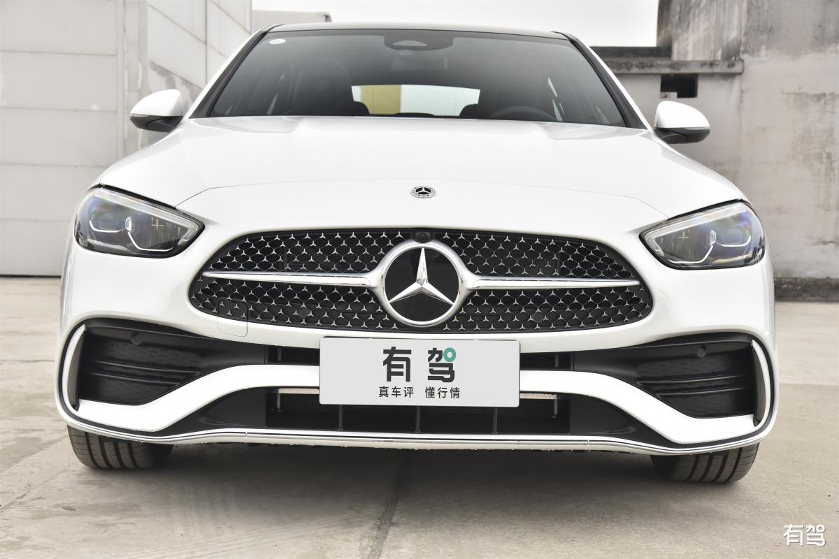 奔驰,奔驰c级,2022款 改款 c 260 l 运动版