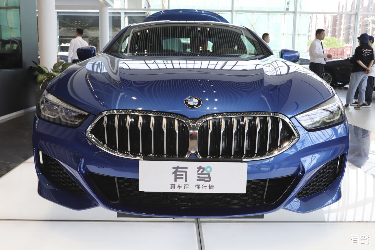 宝马,宝马8系,2019款 840i 双门轿跑车 <strong>m</strong>运动套装