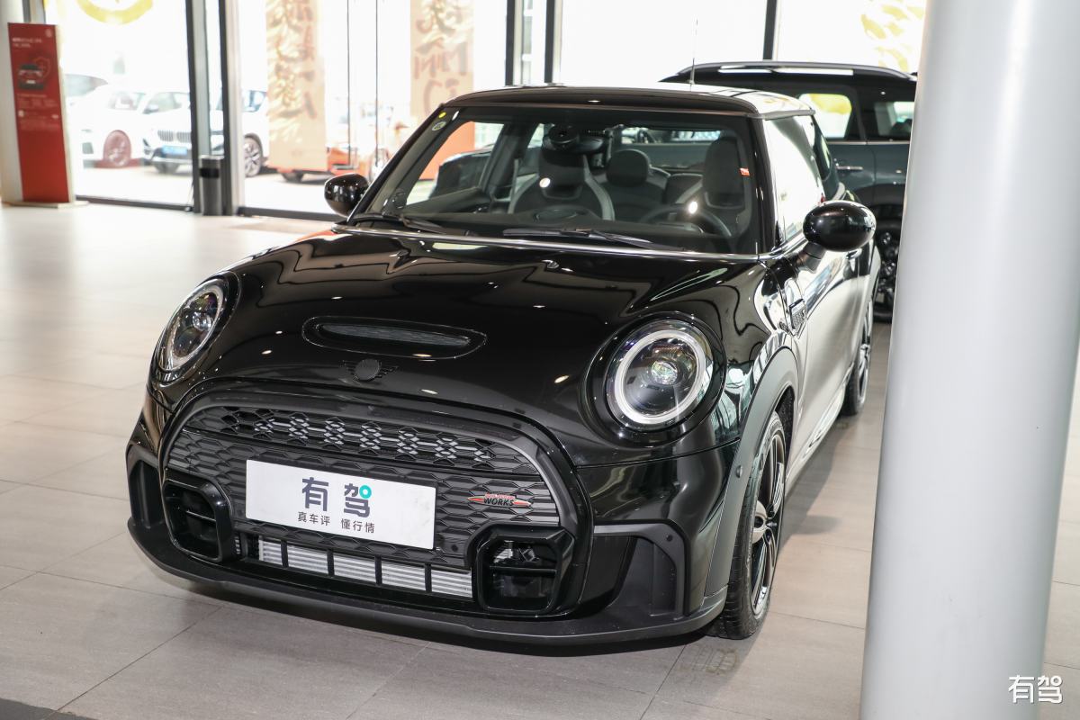 能模仿刘新岳的文笔写一篇mini的试驾稿件吗