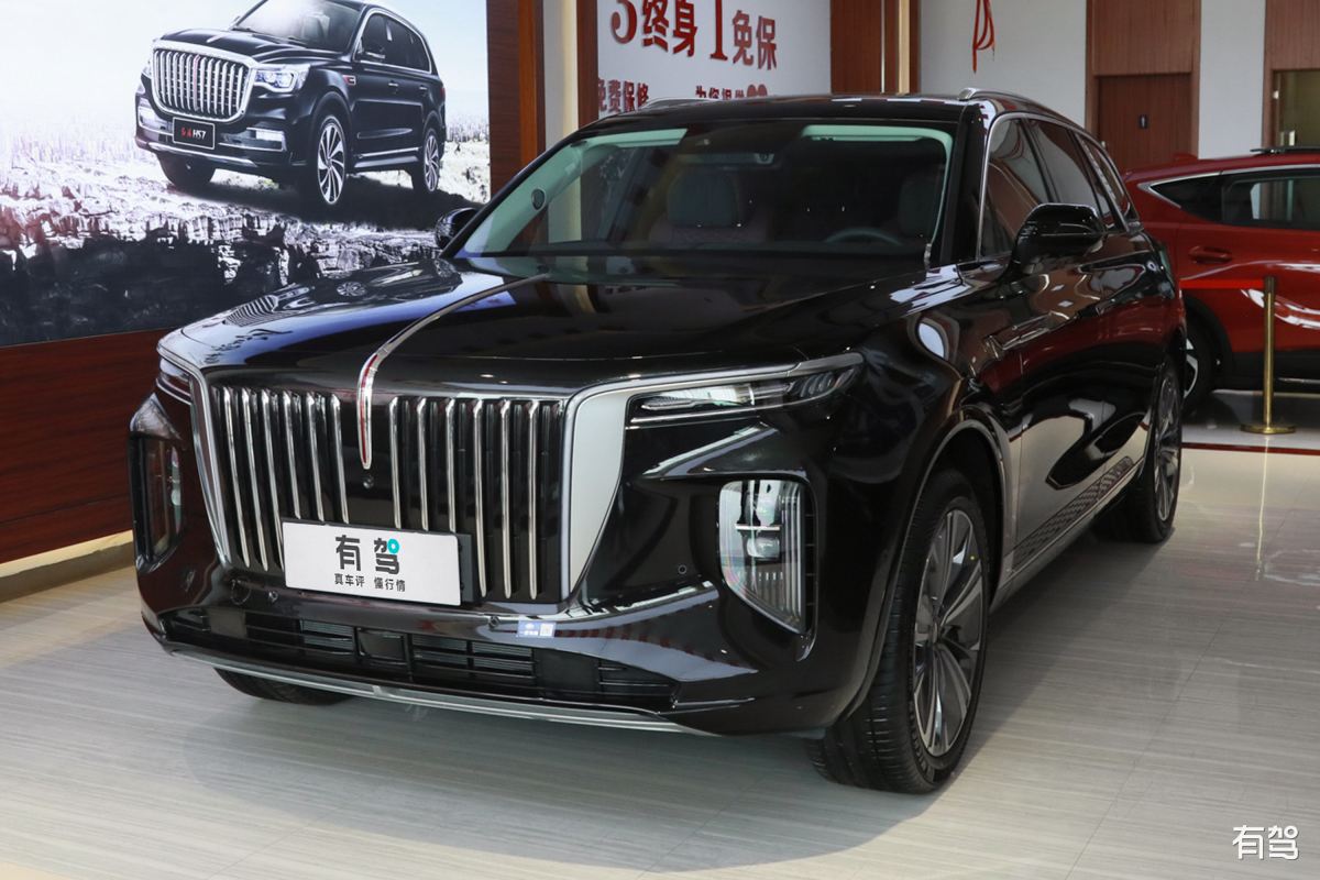 红旗HS3：豪华驾控，品质之选