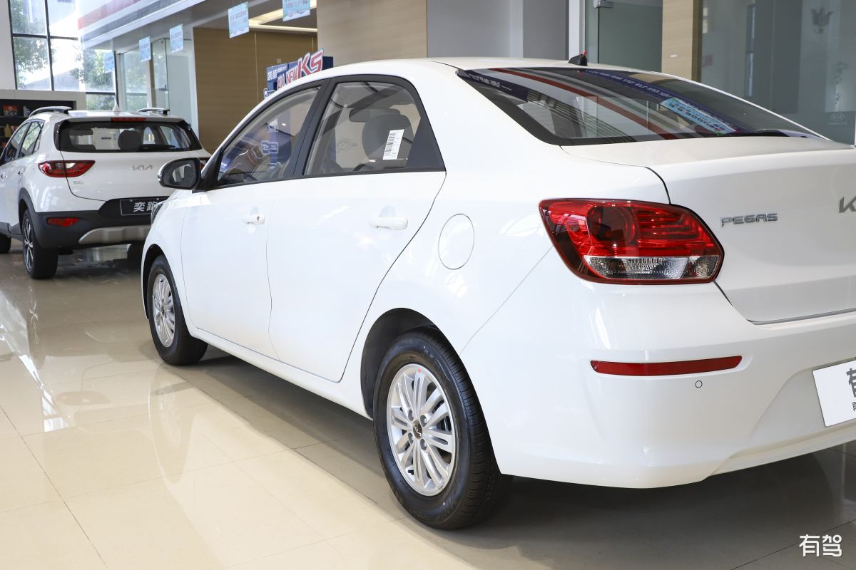 C3 vs 天津三型：中国轿车品牌对比