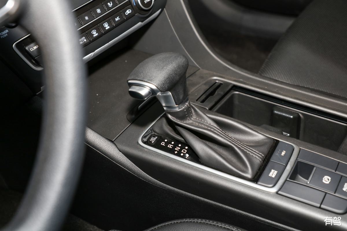 uRⅤ致雅版D档下坡自动升档？如何保持低档位？