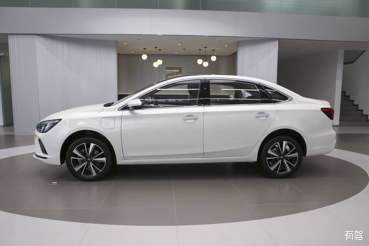 r汽车,r汽车 er6,2020款 620km 智行版