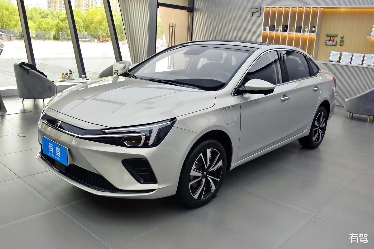 r汽车,r汽车 er6,2020款 620km 智享版