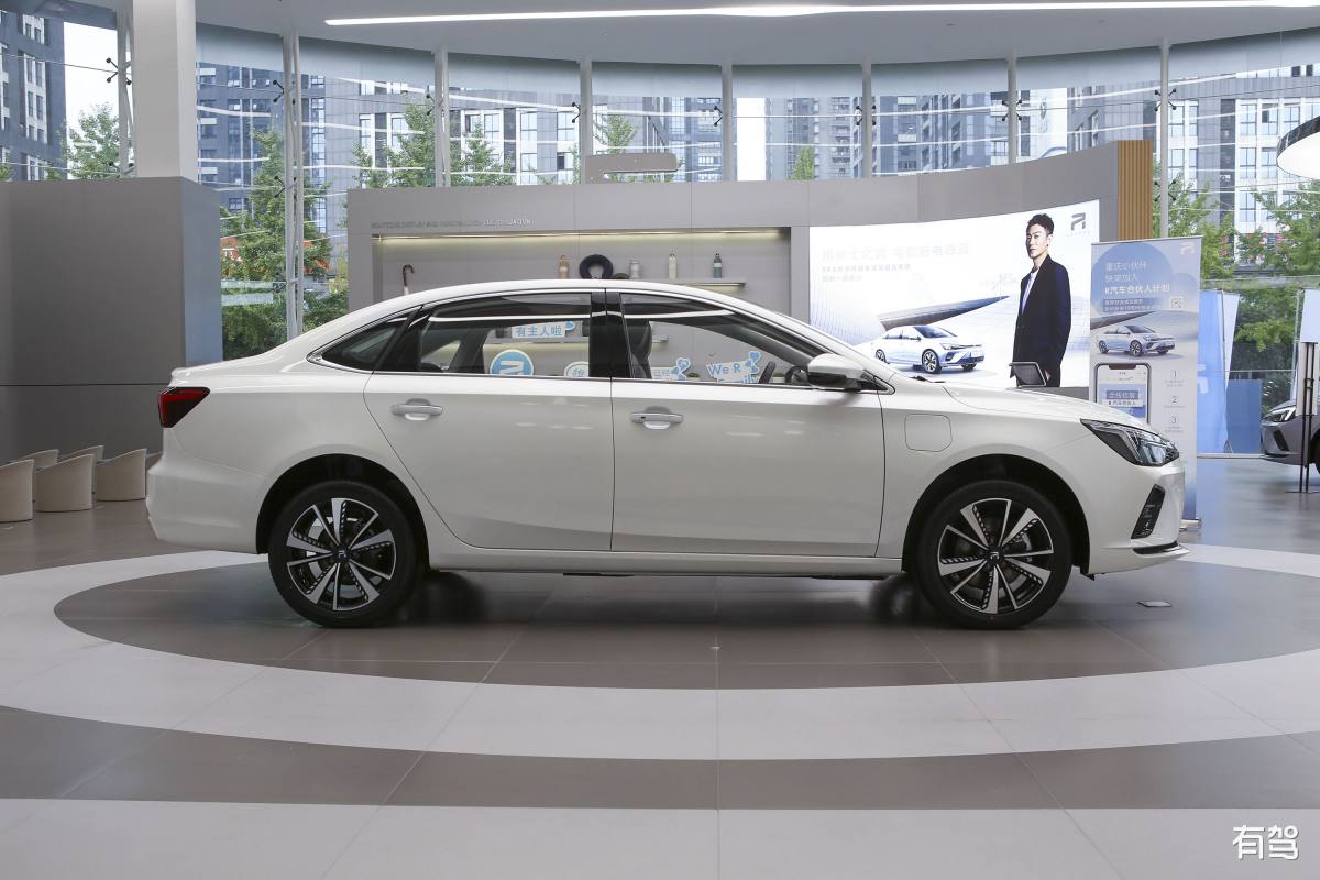 r汽车,r汽车 er6,2020款 620km 智行版