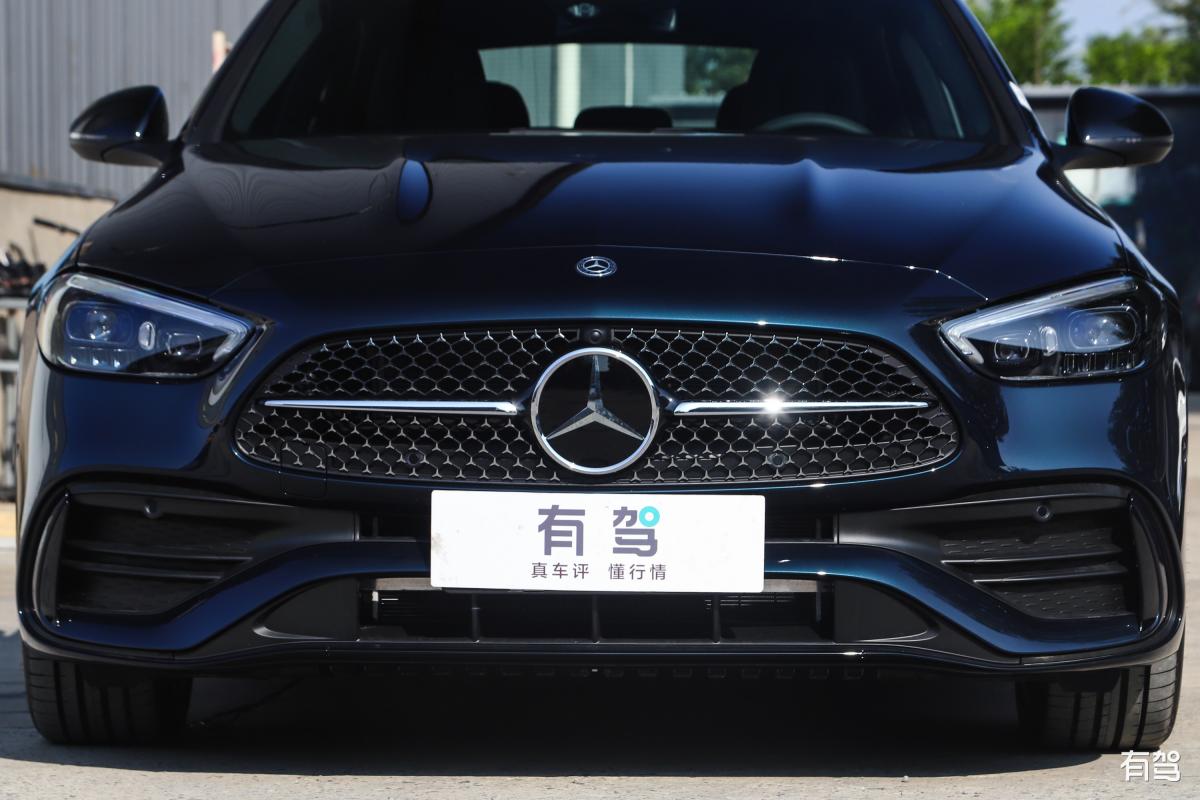 奔驰,奔驰c级,2022款 c 260 l 皓夜运动版