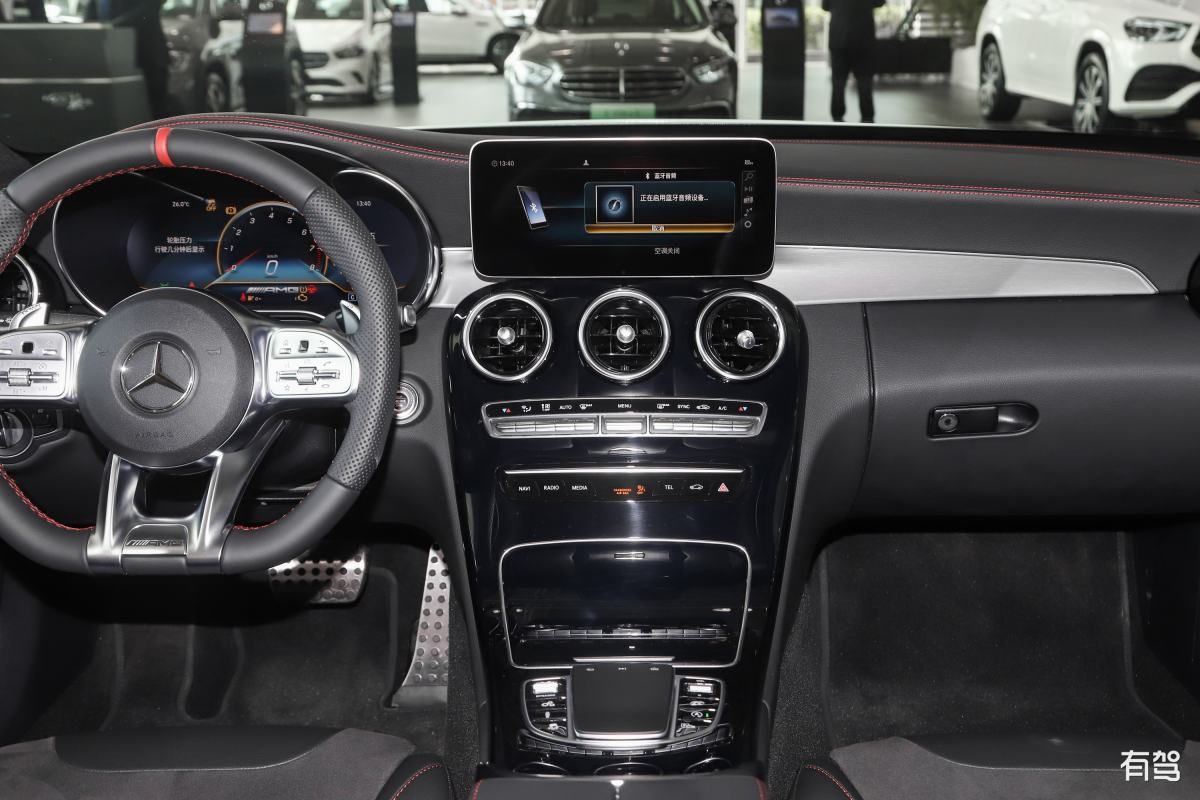 奔驰R级车道保持升级：提升驾驶安全与舒适度的完美解决方案