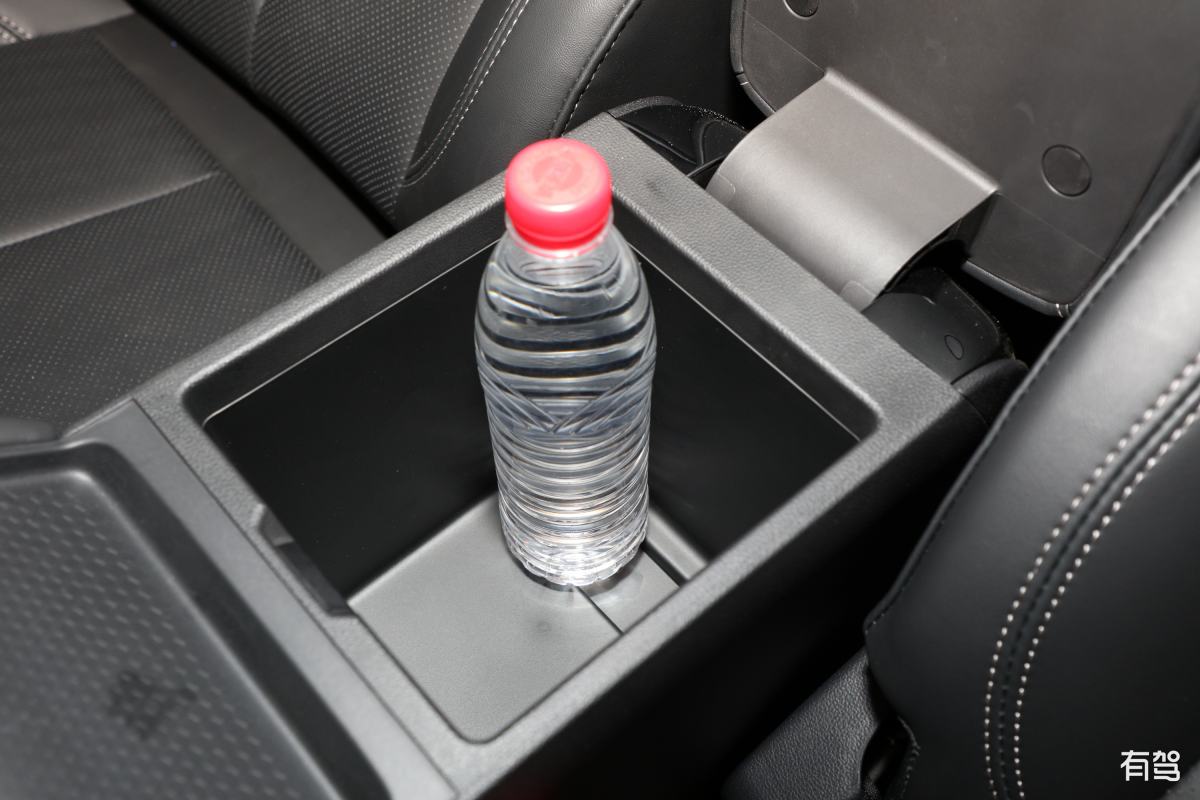 r汽车,r汽车 er6,2021款 新动版 620km 智行版