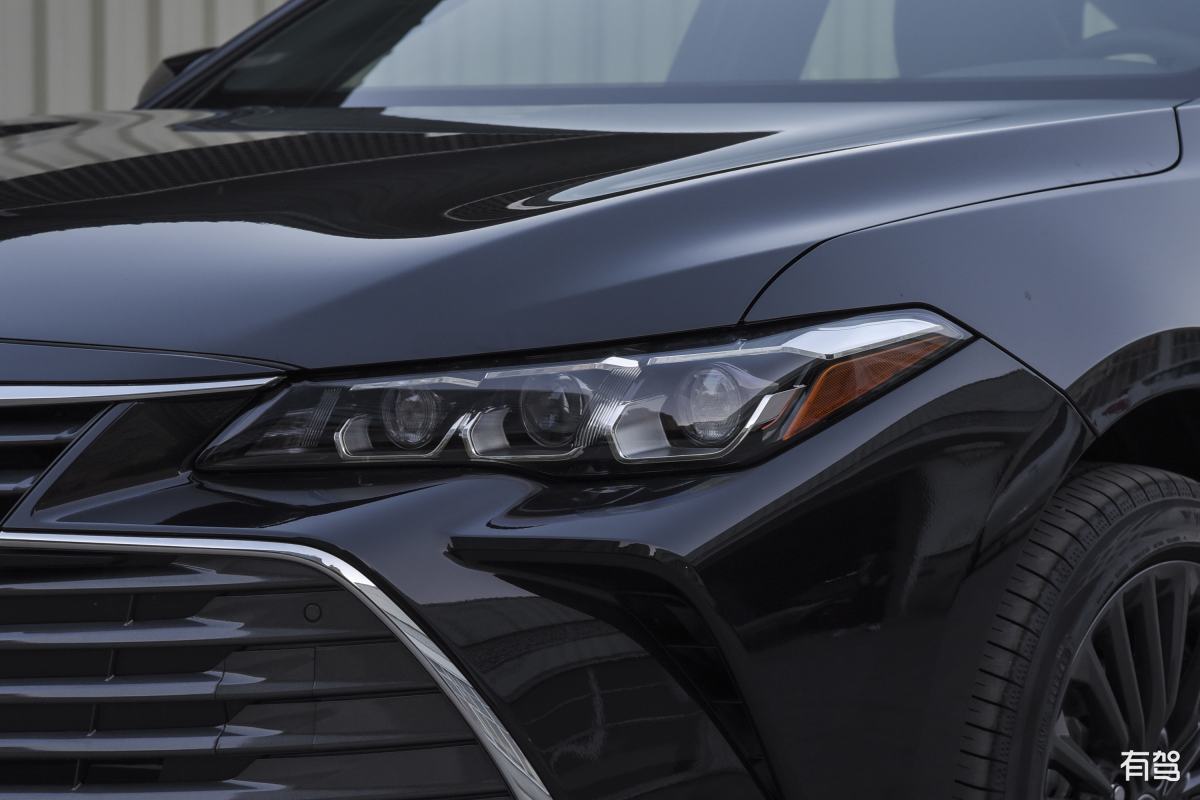 丰田亚洲龙在售车型