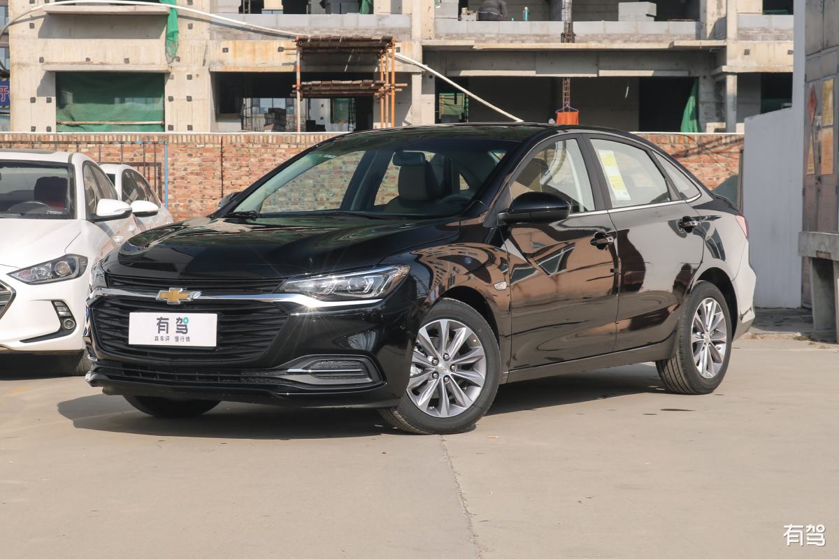 亚洲狮和科鲁泽优缺点