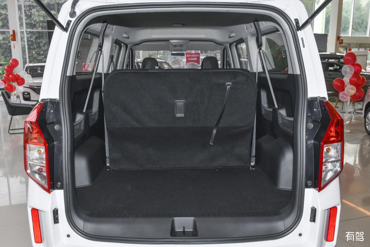 五菱缤果优缺点全解析：适合年轻人的经济型小车？