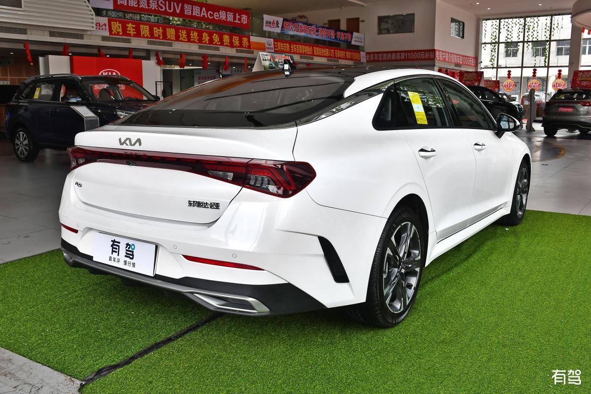 预计奔腾B90路试谍照将在年内重新曝光