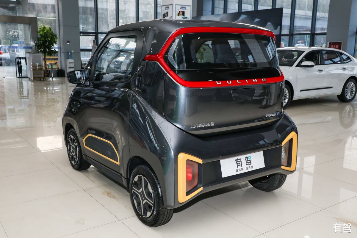 五菱缤果新能源车测评：小果果，你的城市新宠！