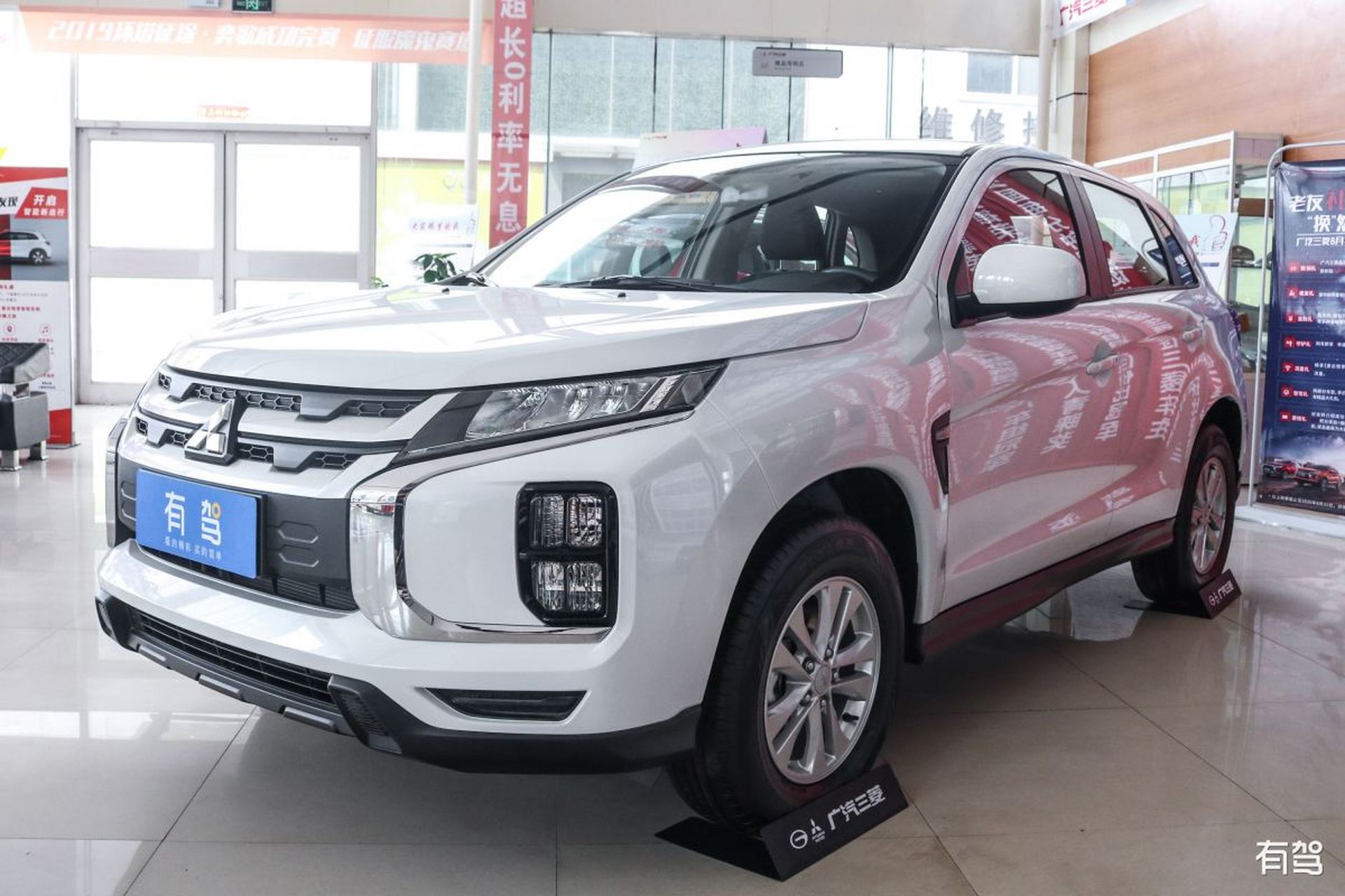 三菱的asx是一款城市suv,以其小巧灵活和燃油经济性而备受城市探险者