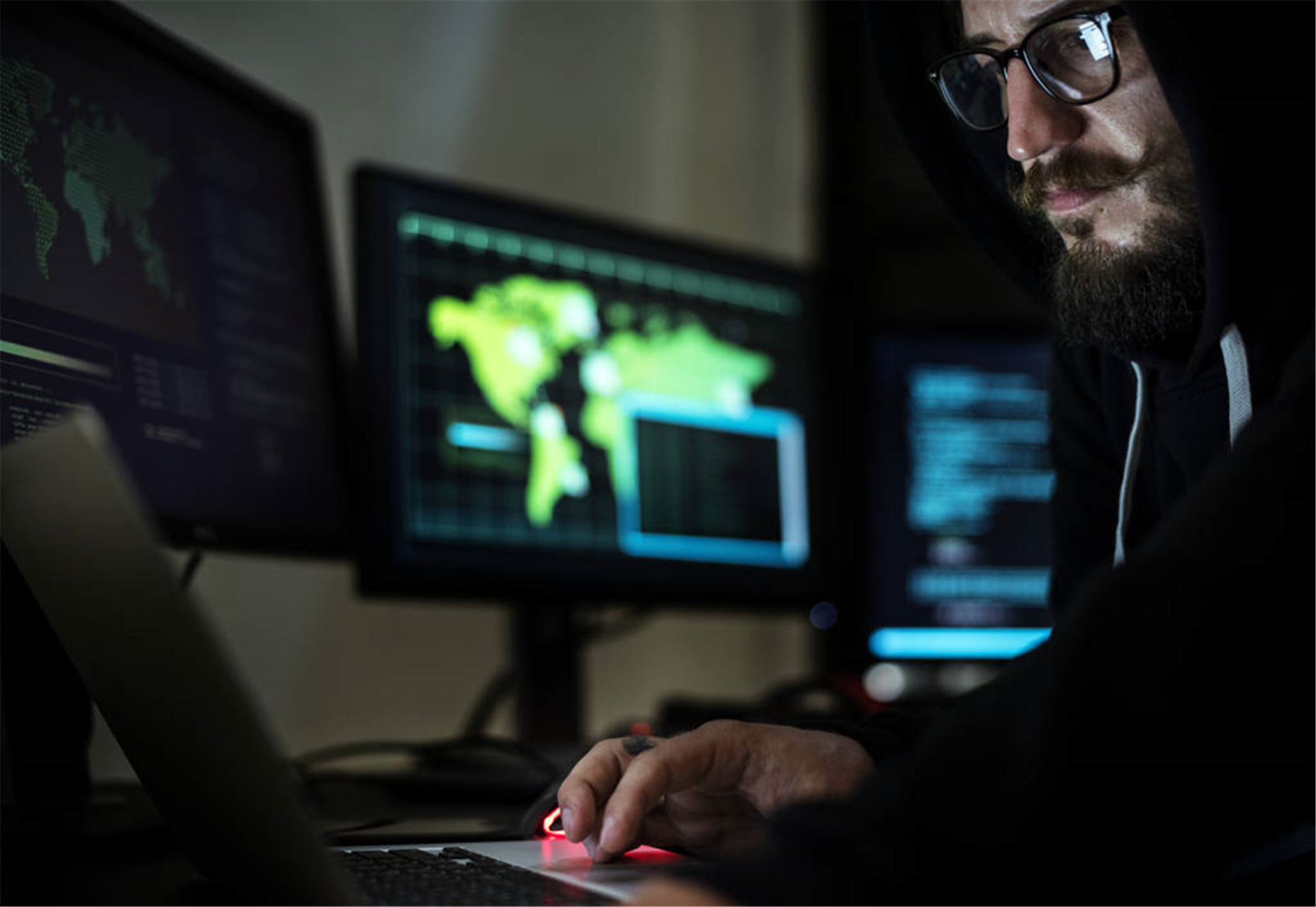 黑客破解工具hydra在线爆破密码 hydra 是一款强大的,在线密码破解