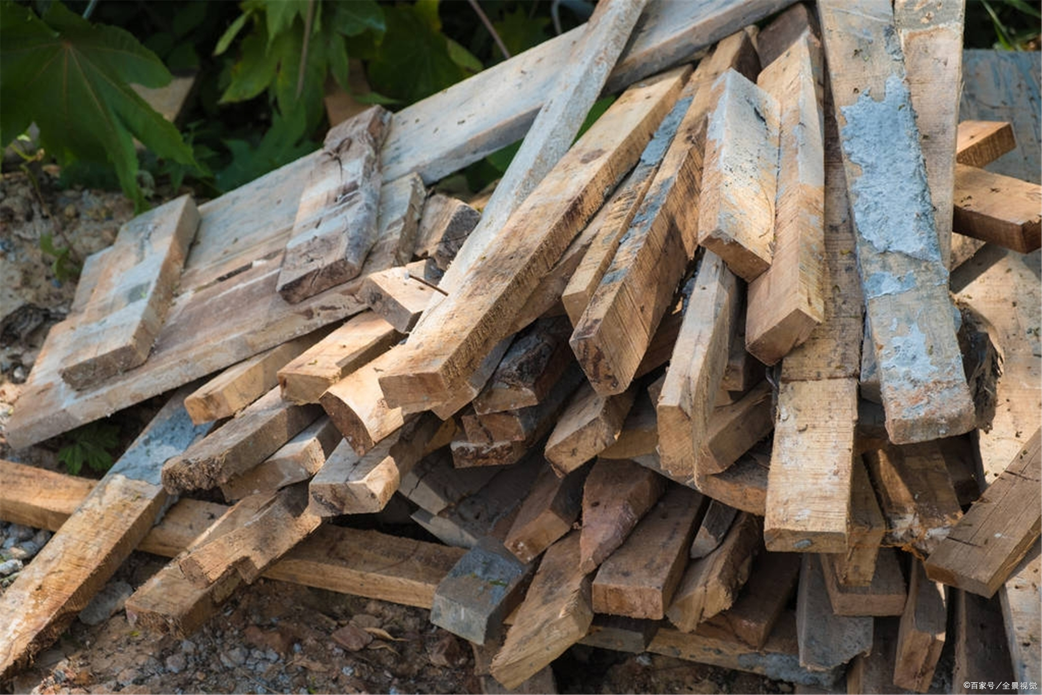 首页 商品专题_板子废木材板子粉碎机是粉碎木材的机器,比如废旧木材