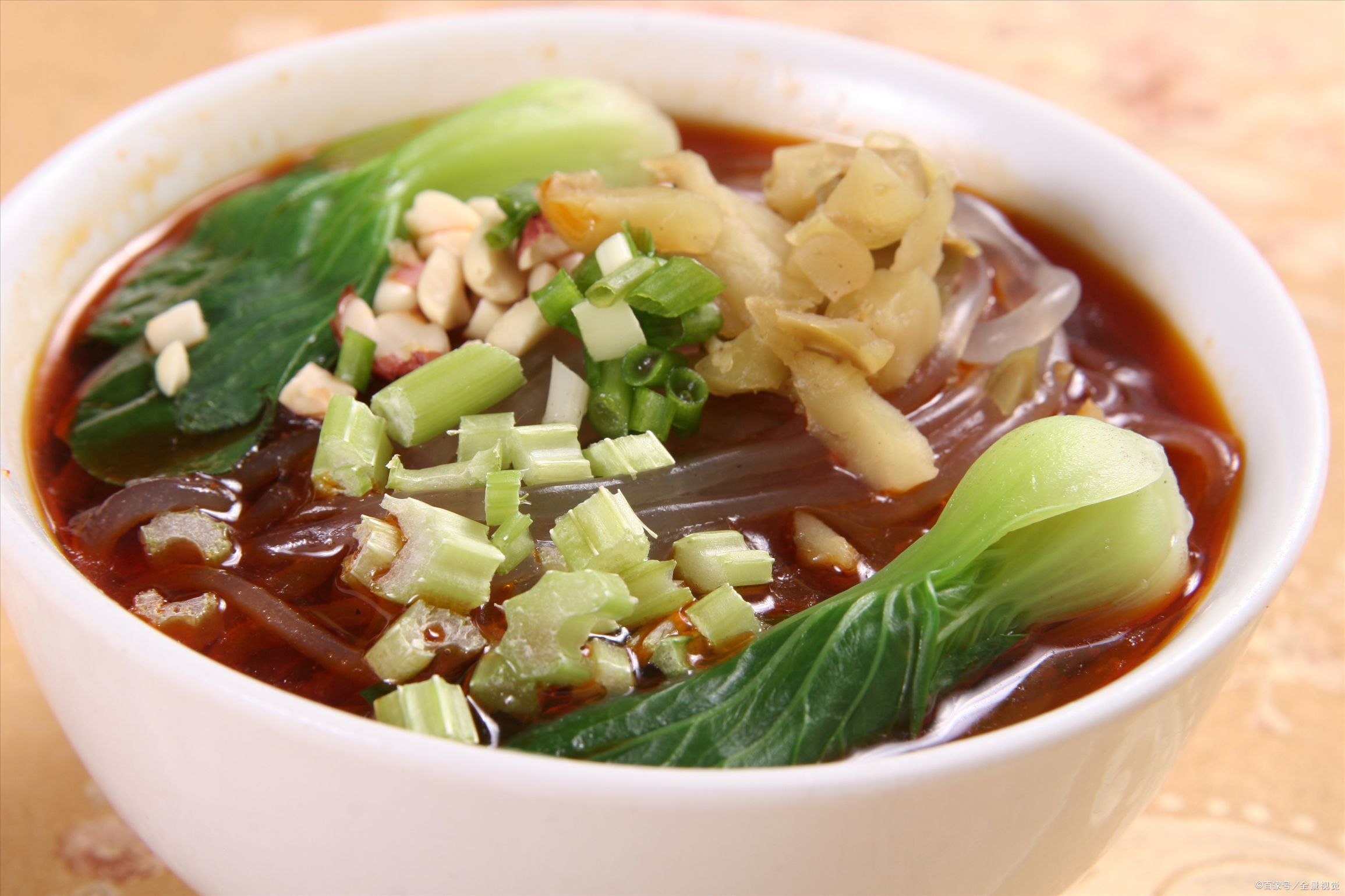 夏天太熱沒心情吃飯?好吃開胃的酸湯麵教給你,再也不愁吃飯啦