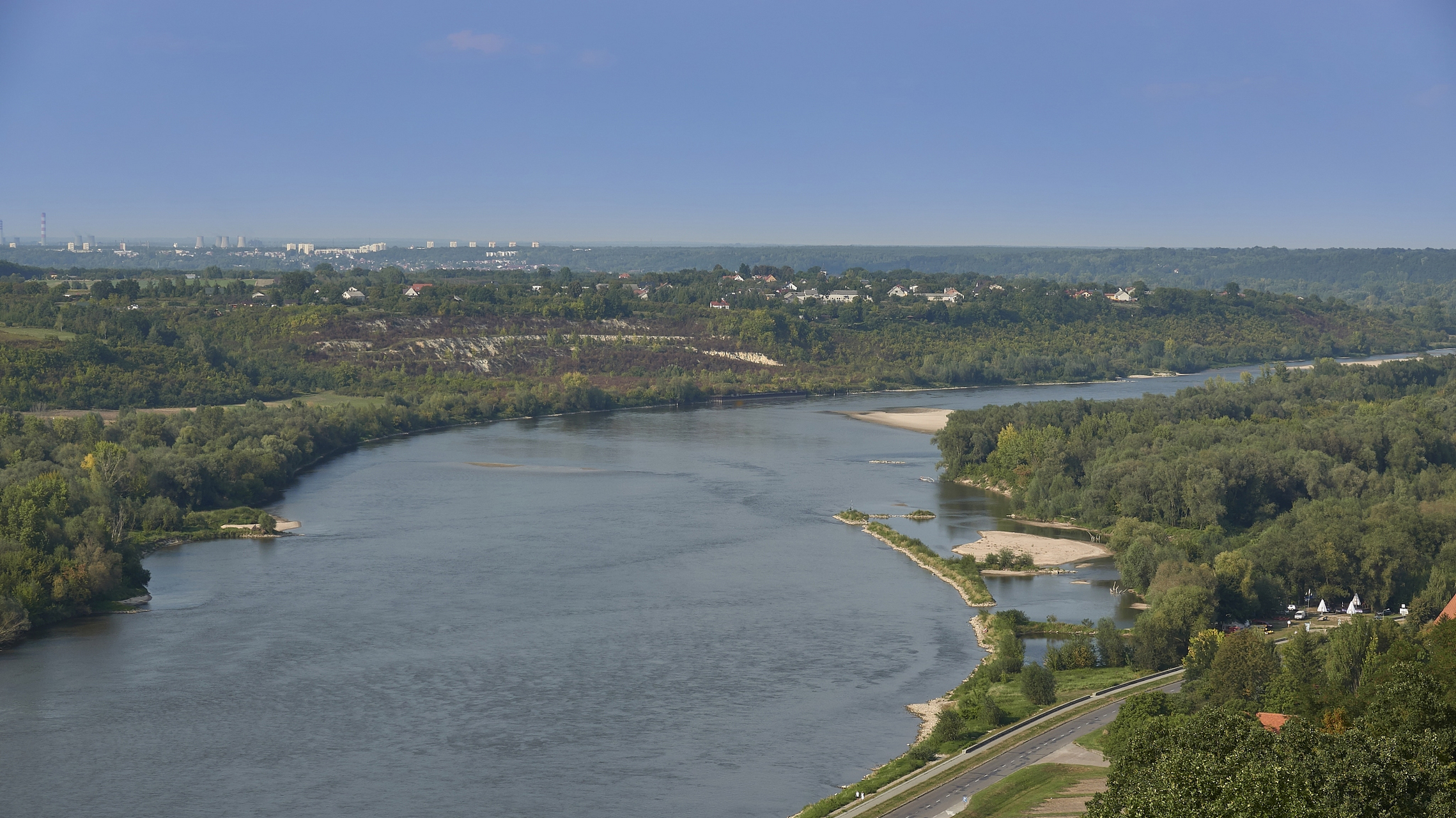 第聂伯河是乌克兰最长的河流,也是欧洲第四长的河流,全长约2,285公里.