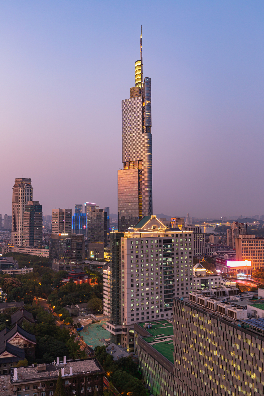 南京紫峰大厦图片高清图片